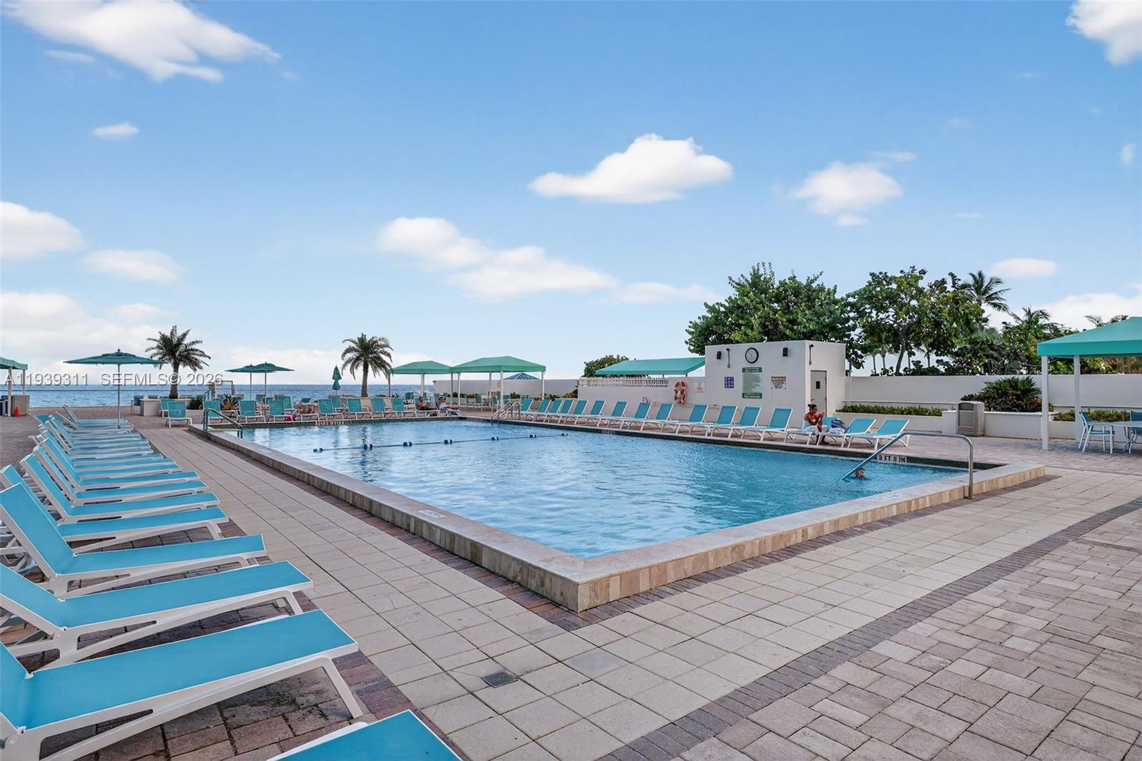 Photo of 3725 Ocean Dr  #520, Hollywood, Florida, 33019 - 