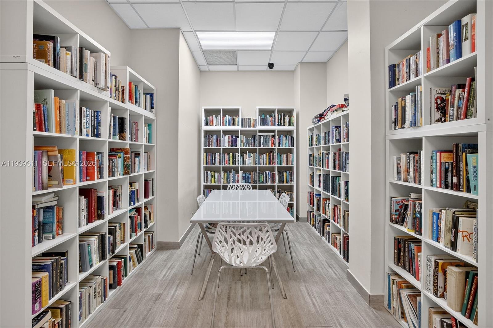 Photo of 3725 Ocean Dr  #520, Hollywood, Florida, 33019 - 