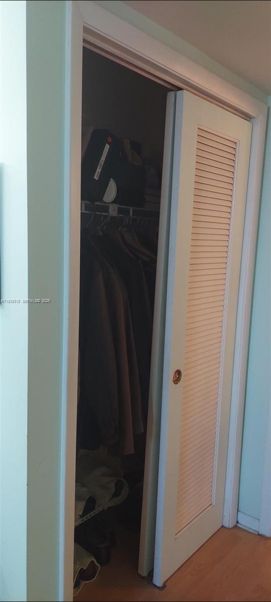 1011 2 / 2 1164 sq. ft. $ 2026-01-05 0 foto