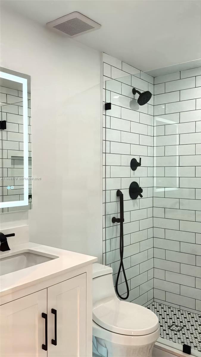 Photo of 6001 Ocean Dr  #1204, Hollywood, Florida, 33019 - 