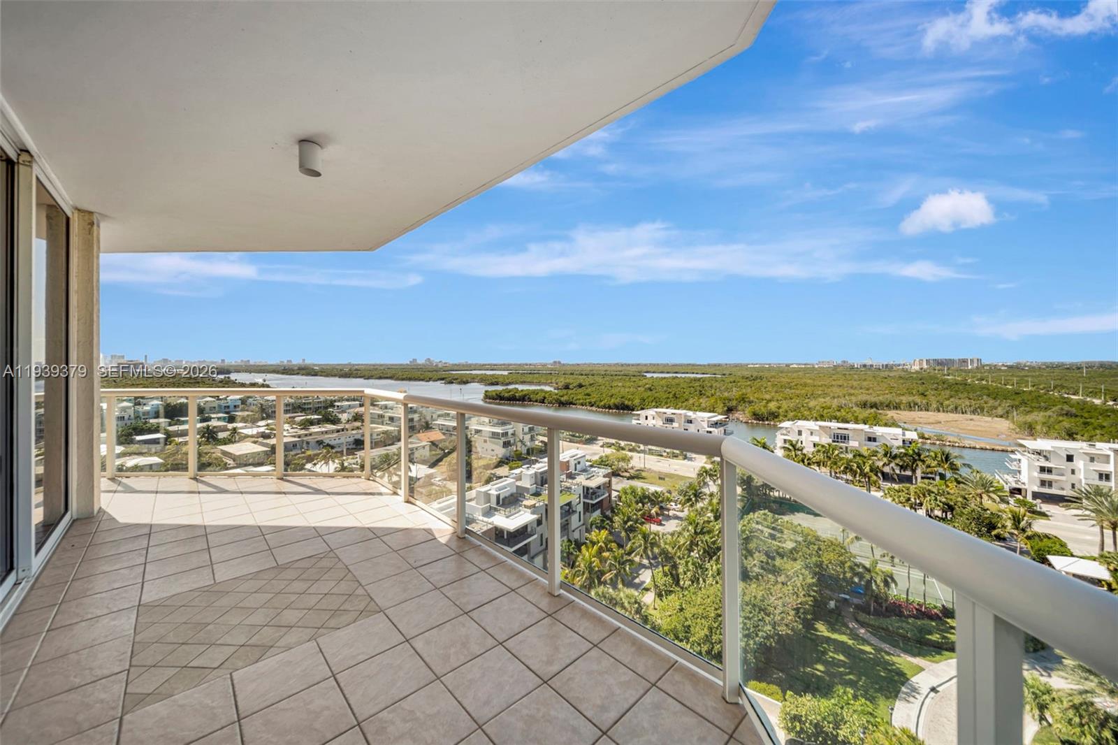 Photo of 6001 Ocean Dr  #1204, Hollywood, Florida, 33019 - 