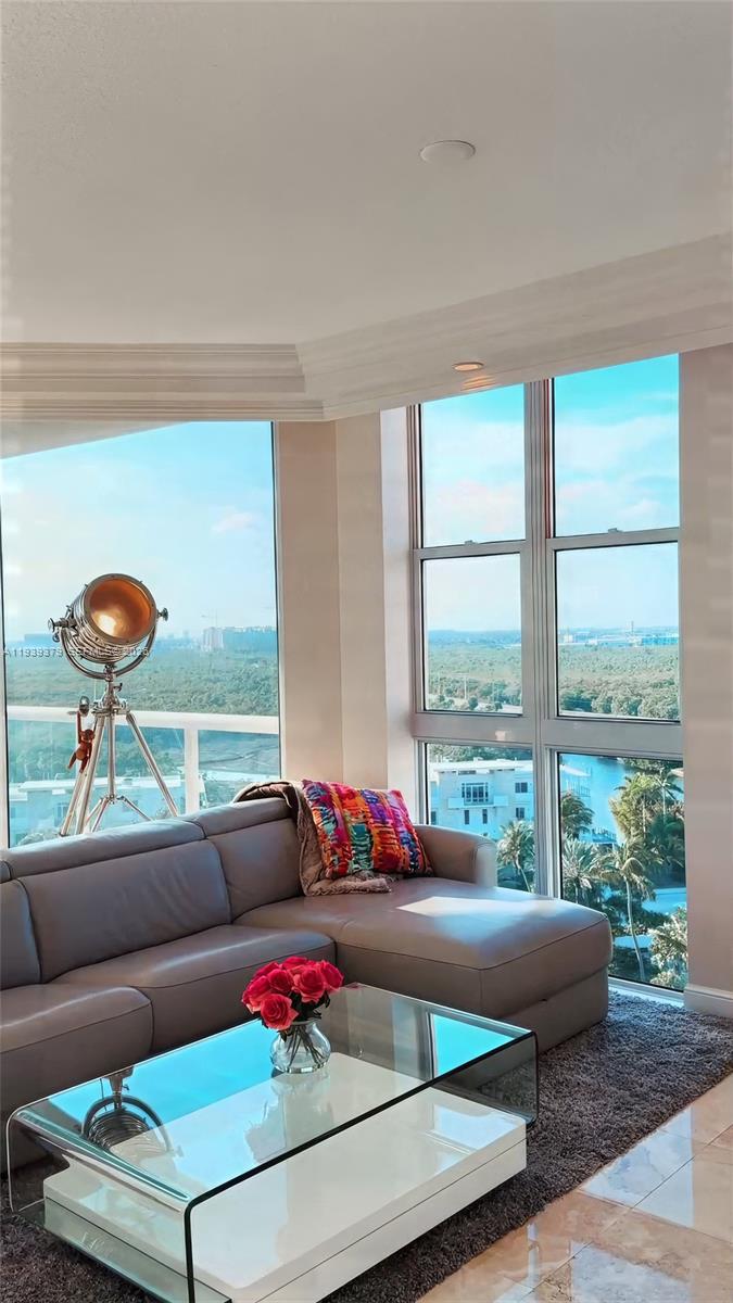 Photo of 6001 Ocean Dr  #1204, Hollywood, Florida, 33019 - 