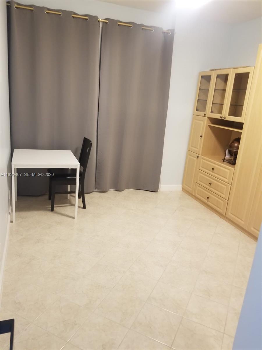 Photo of 2500 Parkview Dr  #2517, Hallandale Beach, Florida, 33009 - 