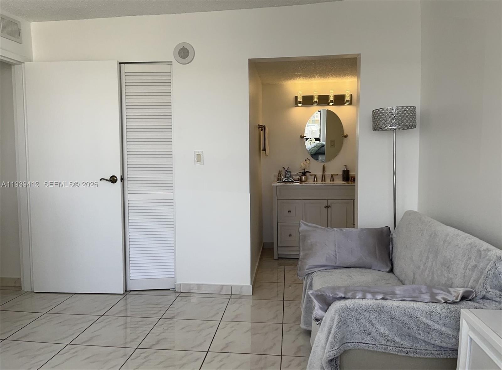 Photo of 17021 Bay Rd  #907, Sunny Isles Beach, Florida, 33160 - 
