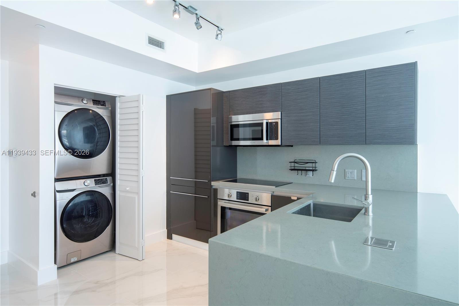 Photo of 1080 Brickell Ave  #1702, Miami, Florida, 33131 - 