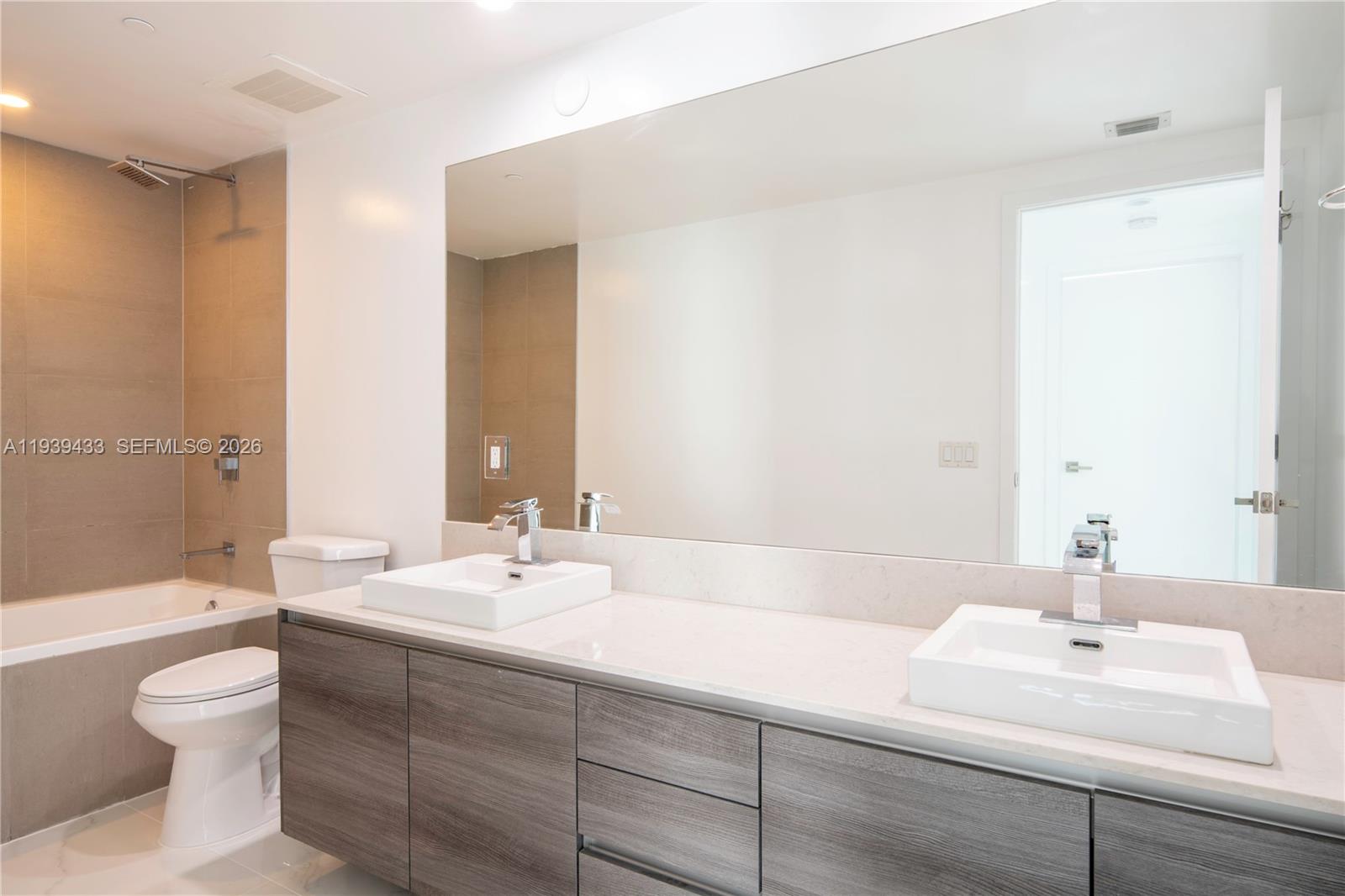 Photo of 1080 Brickell Ave  #1702, Miami, Florida, 33131 - 