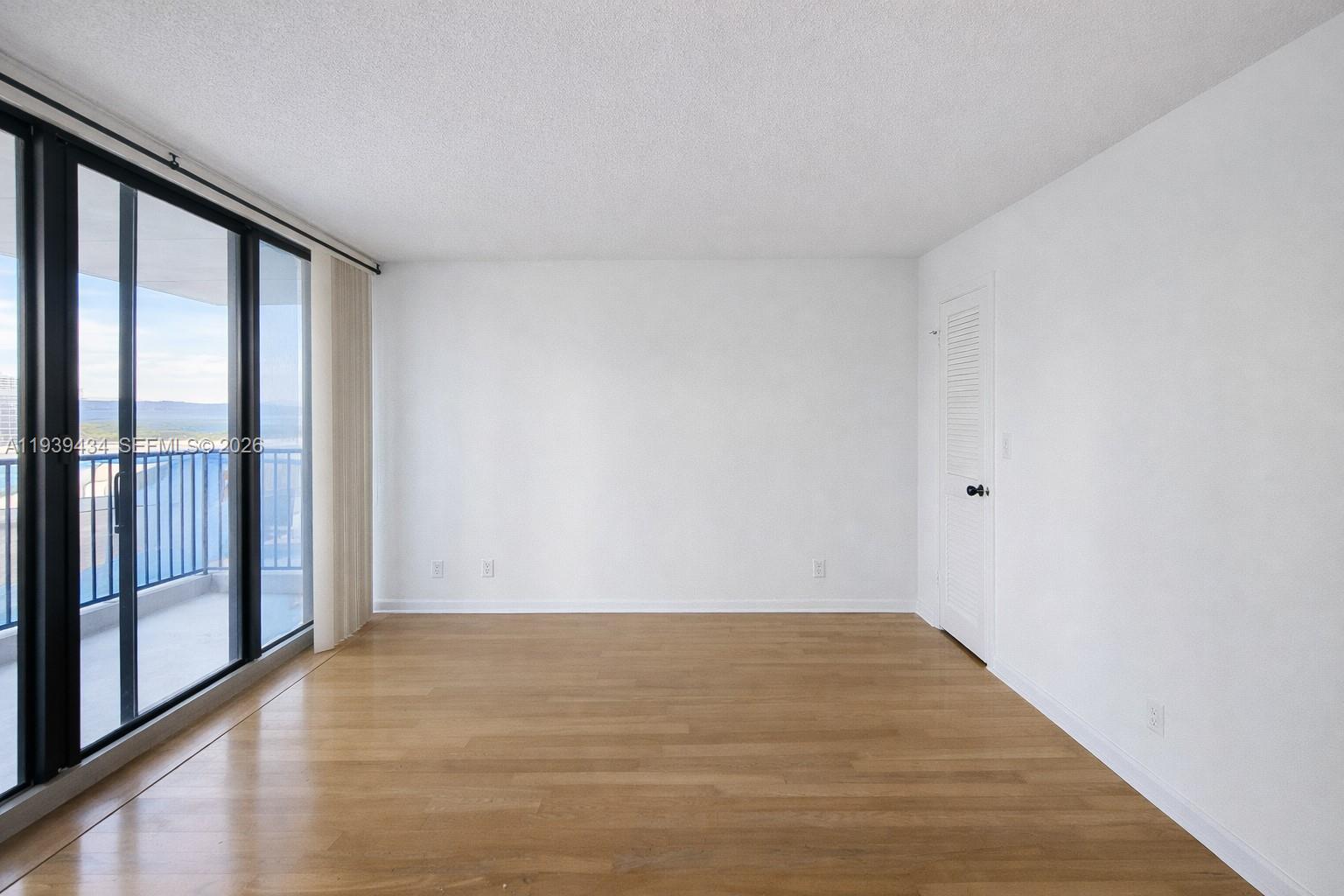 Photo of 2201 Ocean Dr  #407, Hollywood, Florida, 33019 - 