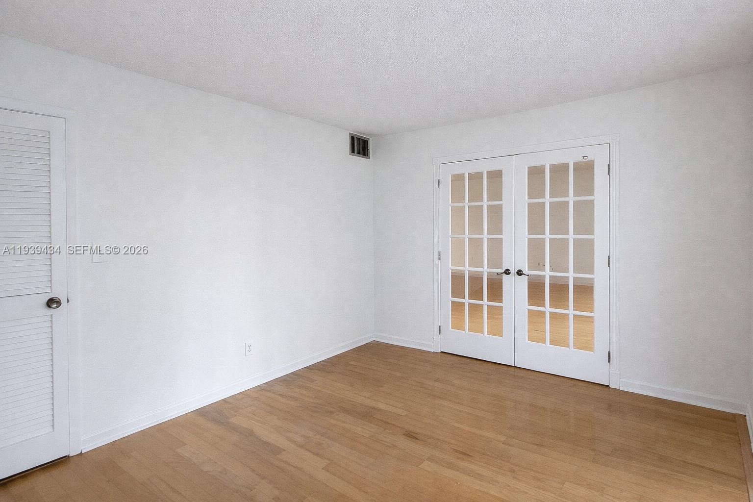 Photo of 2201 Ocean Dr  #407, Hollywood, Florida, 33019 - 