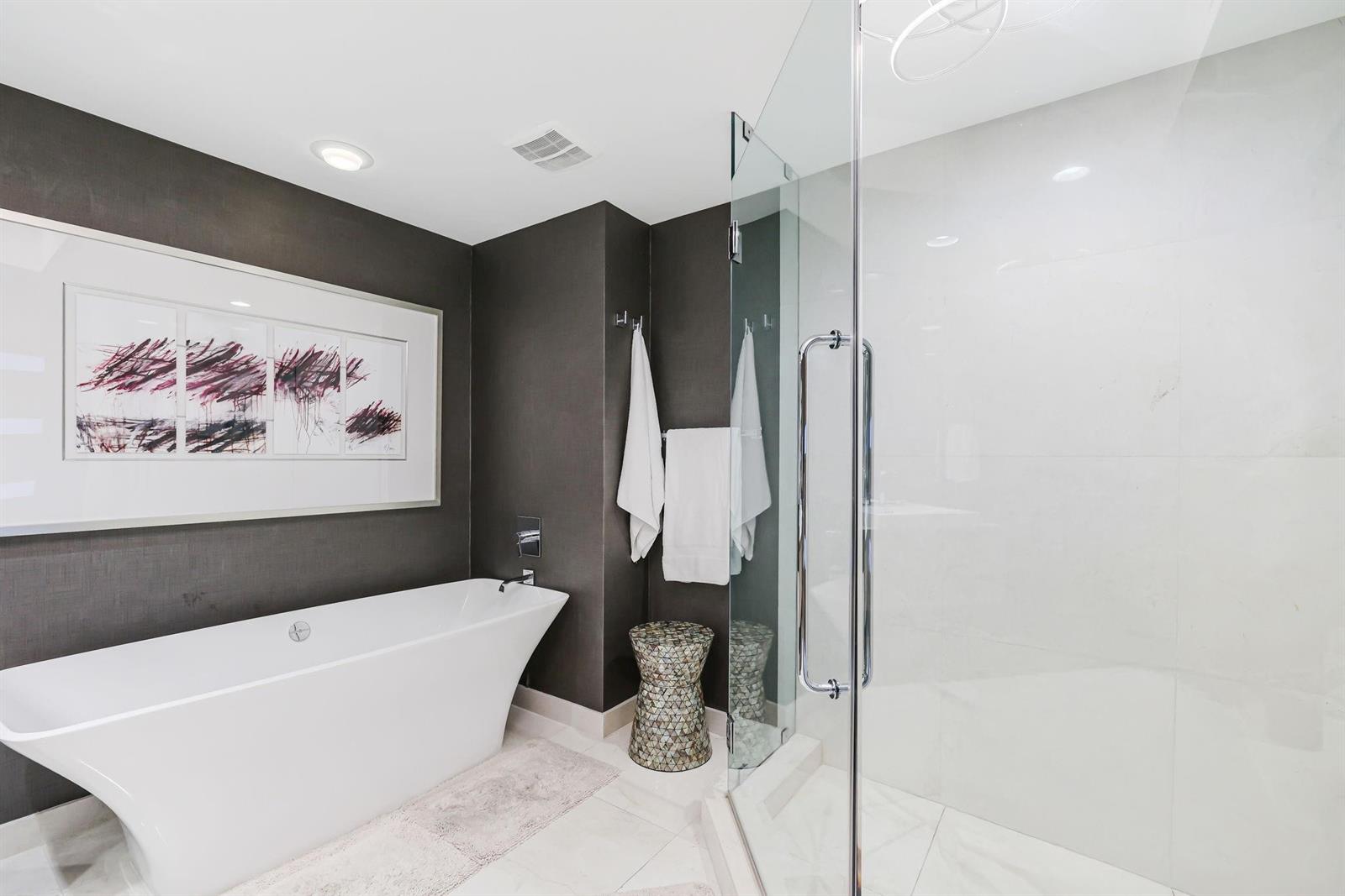 Photo of 17301 Biscayne  #1011, North Miami Beach, Florida, 33160 - Photo 38