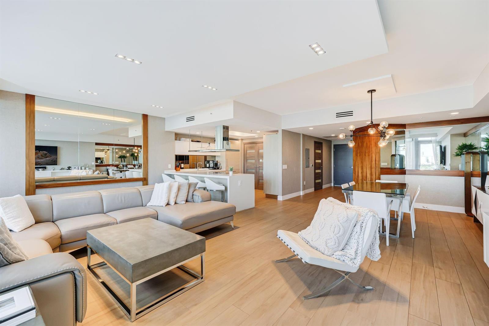 Photo of 17301 Biscayne  #1011, North Miami Beach, Florida, 33160 - Photo 4