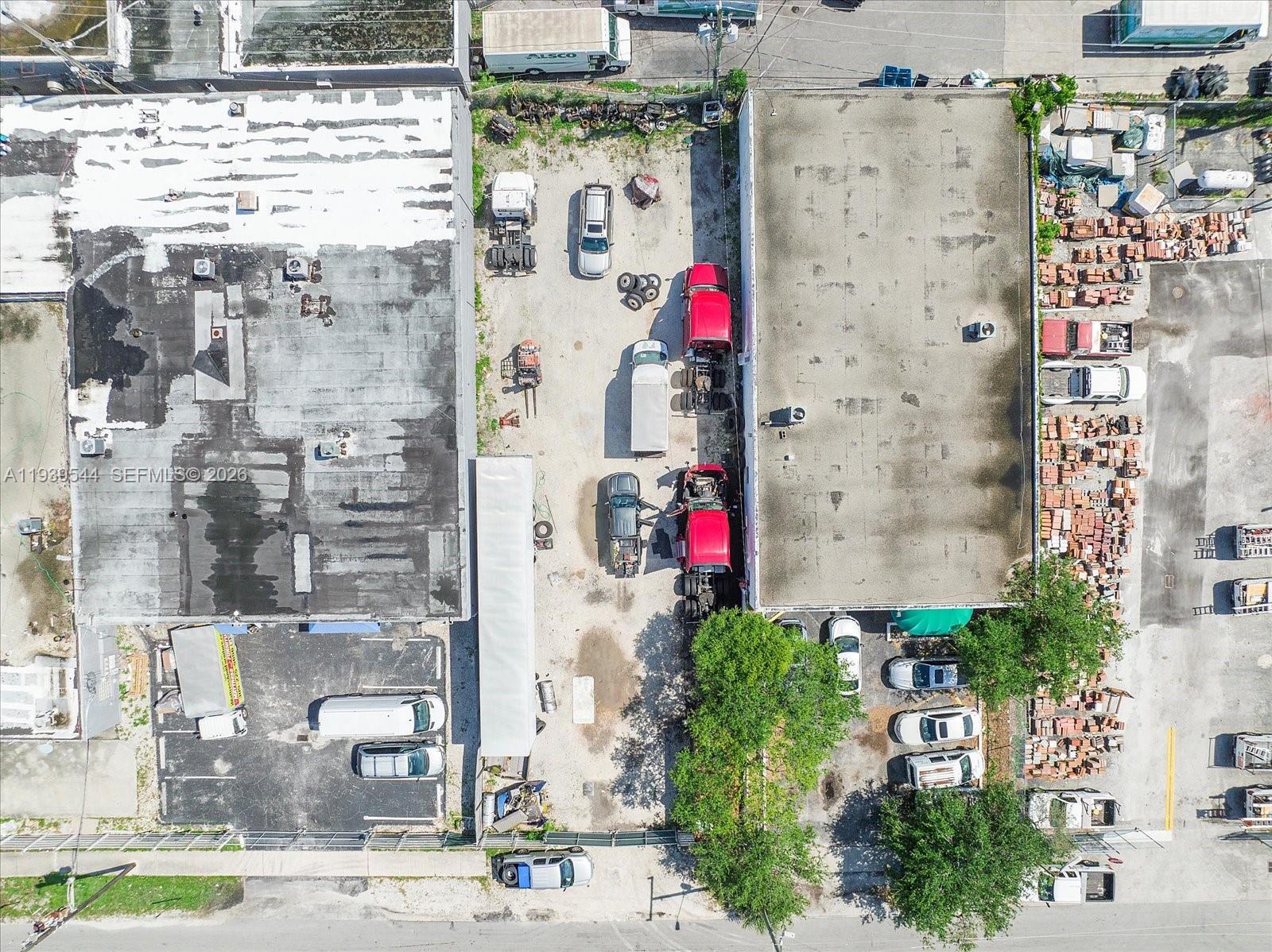   /   sq. ft. $ 2026-01-06 0 foto