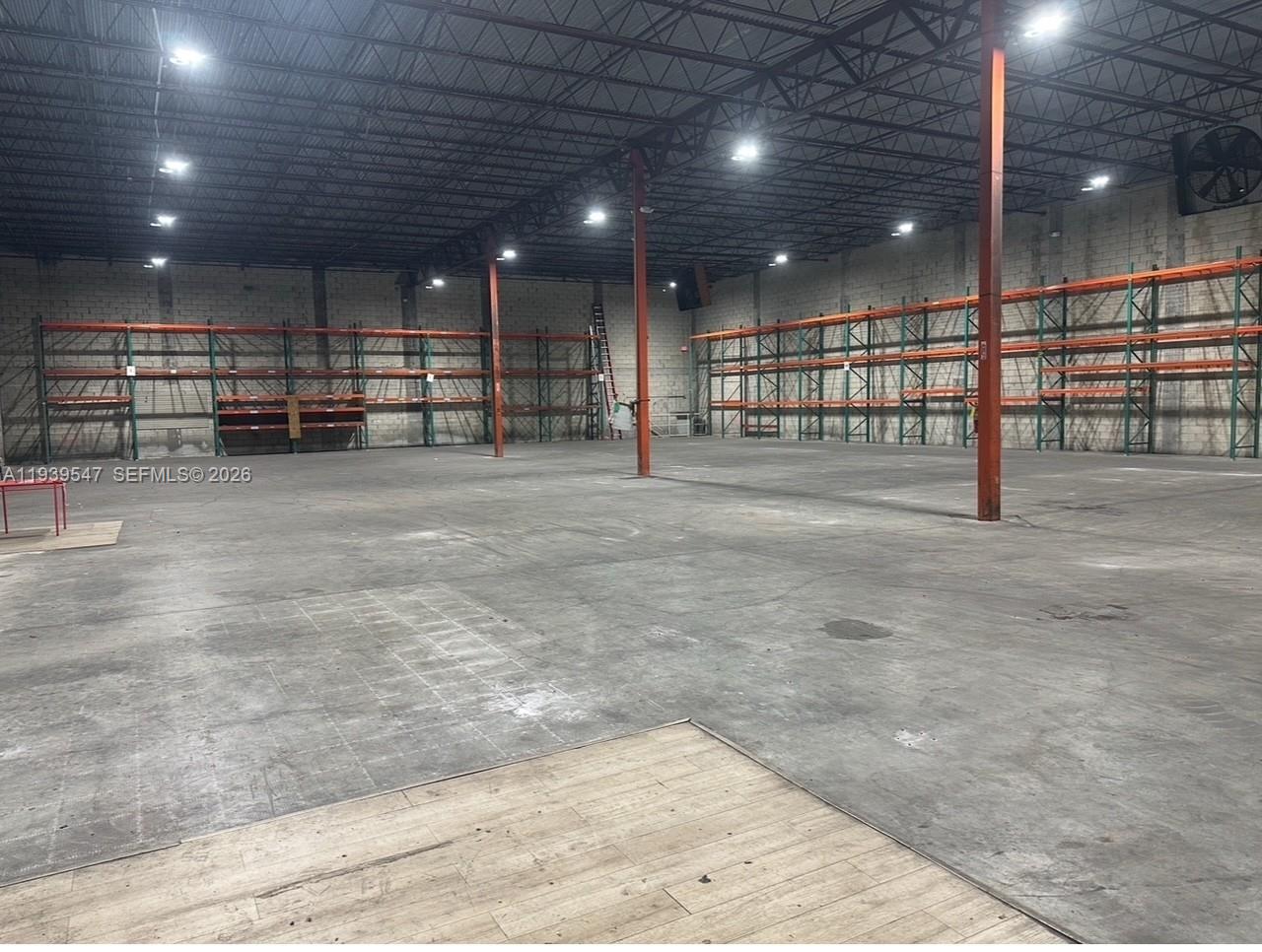   /   sq. ft. $ 2026-01-06 0 Photo