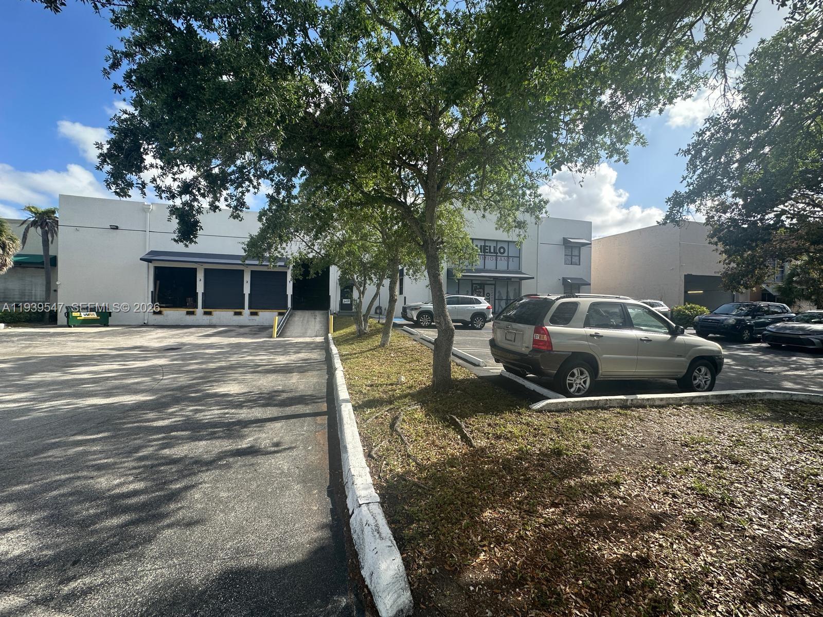   /   sq. ft. $ 2026-01-06 0 Photo