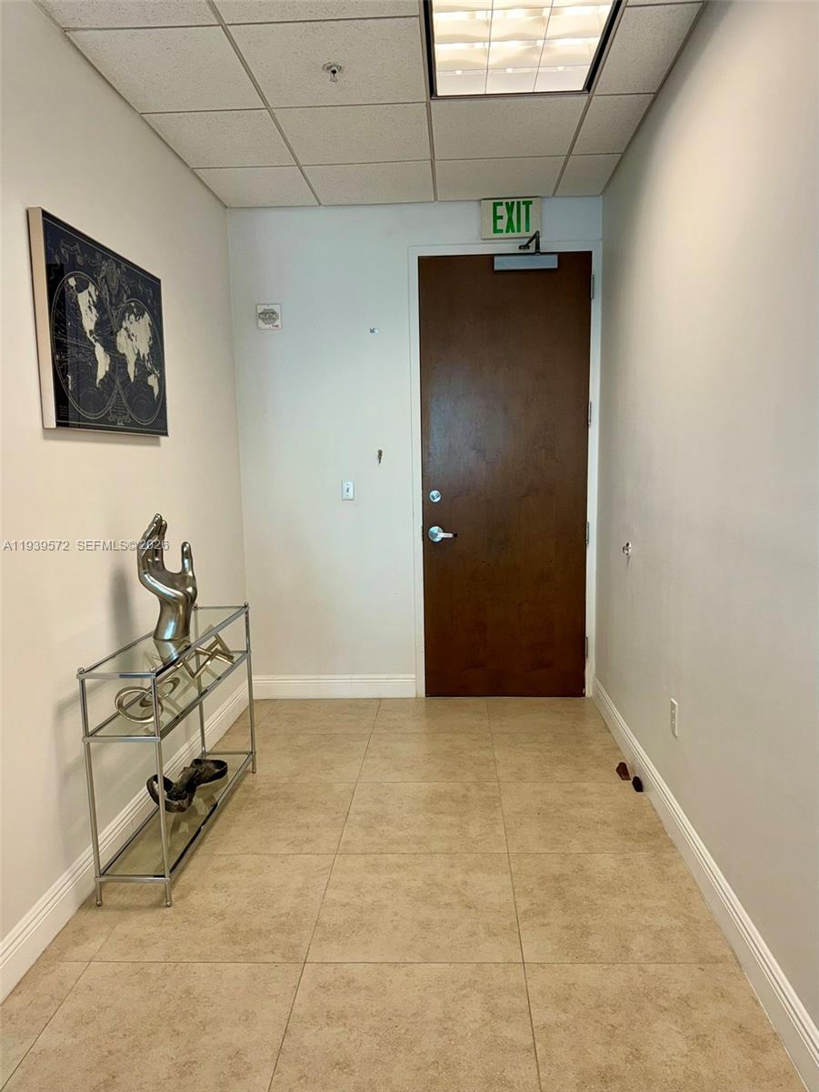 1605/1606  /   кв.футов $ 2026-01-06 0 Фото