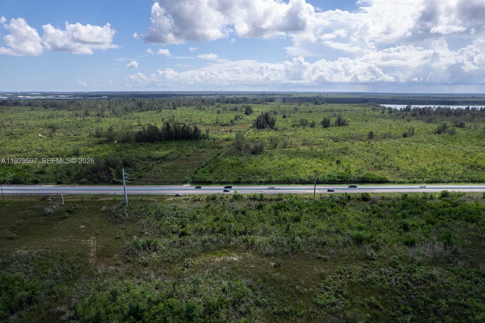   /   sq. ft. $ 2026-01-06 0 foto