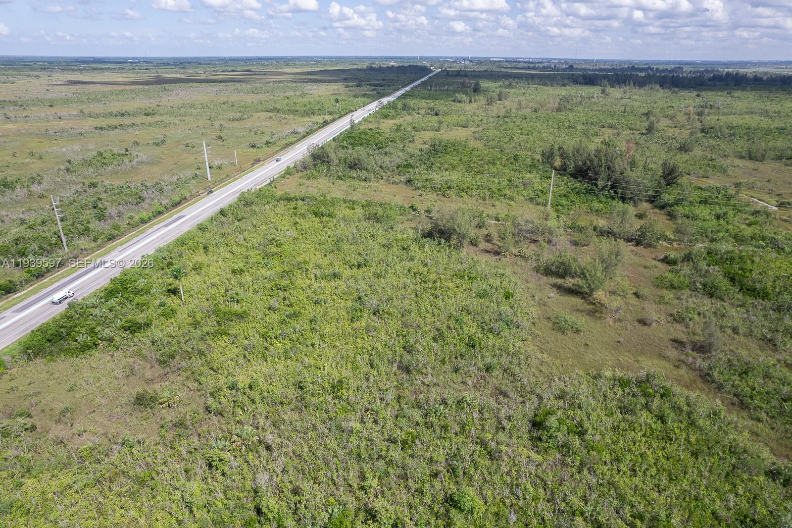   /   sq. ft. $ 2026-01-06 0 foto