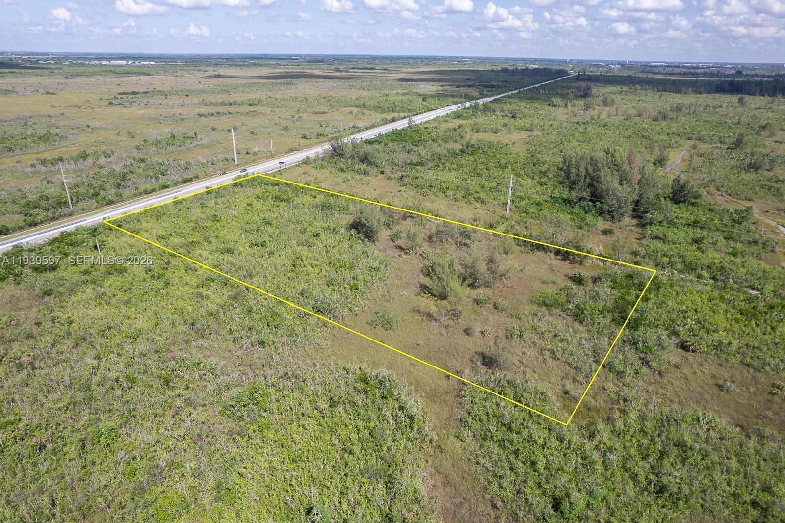   /   sq. ft. $ 2026-01-06 0 foto