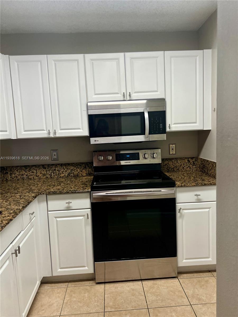 Photo of 2711 Ocean Club Blvd  #207, Hollywood, Florida, 33019 - 