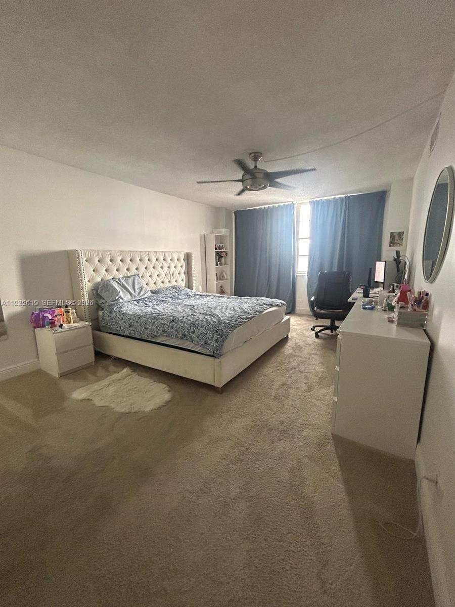 Ver detalles 1702 2 / 2 1275 sq. ft. $ 2026-01-06 0 foto