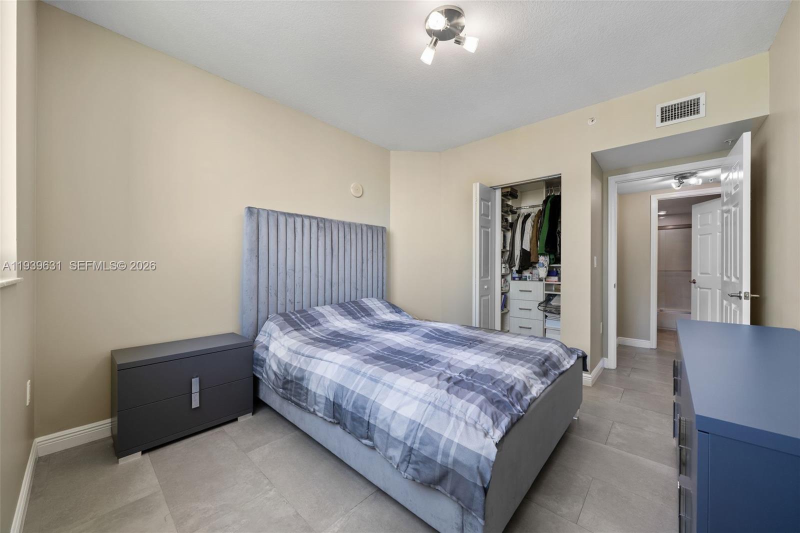 Photo of 1755 Hallandale Beach Blvd  #2105E, Hallandale Beach, Florida, 33009 - 