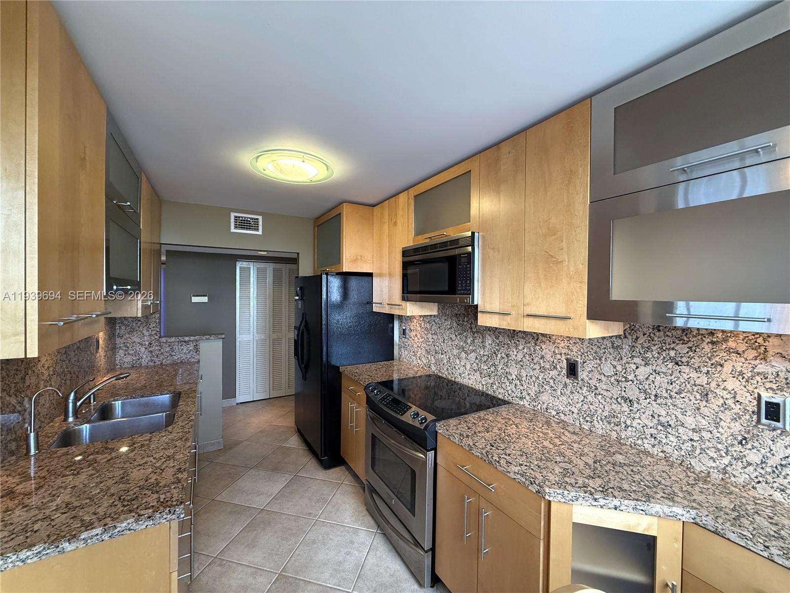 Photo of 1833 Ocean Dr  #1402, Hallandale Beach, Florida, 33009 - 