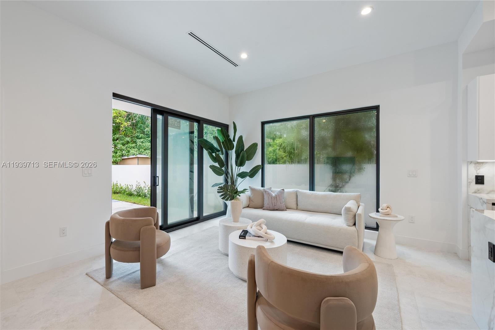 Ver detalles / sq. ft. $ 2026-01-06 0 foto