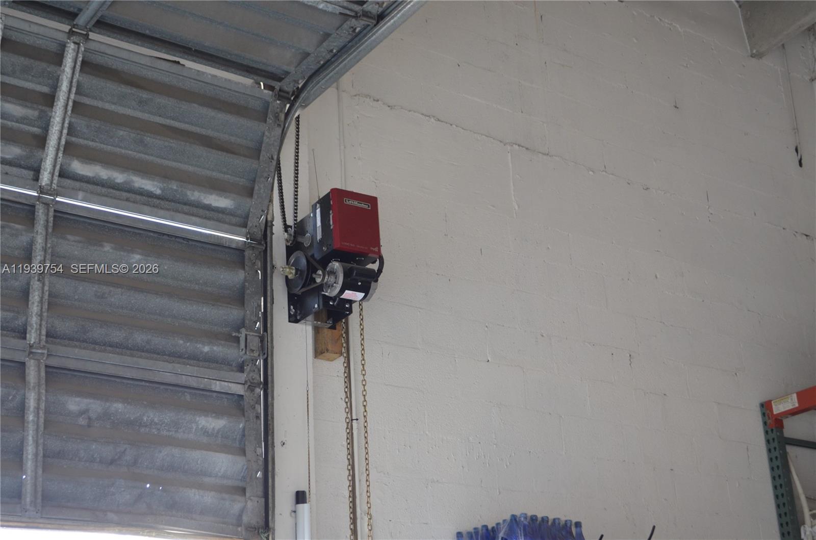 20  /   sq. ft. $ 2026-01-06 0 Photo