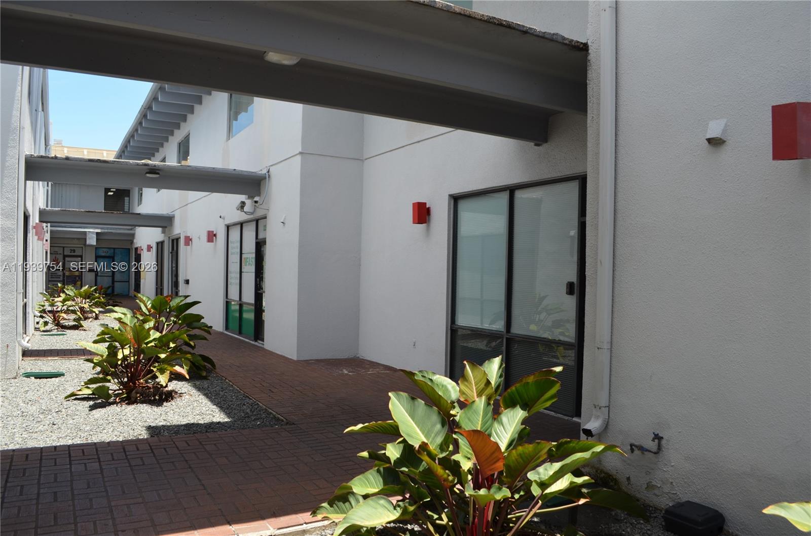 20  /   sq. ft. $ 2026-01-06 0 Photo