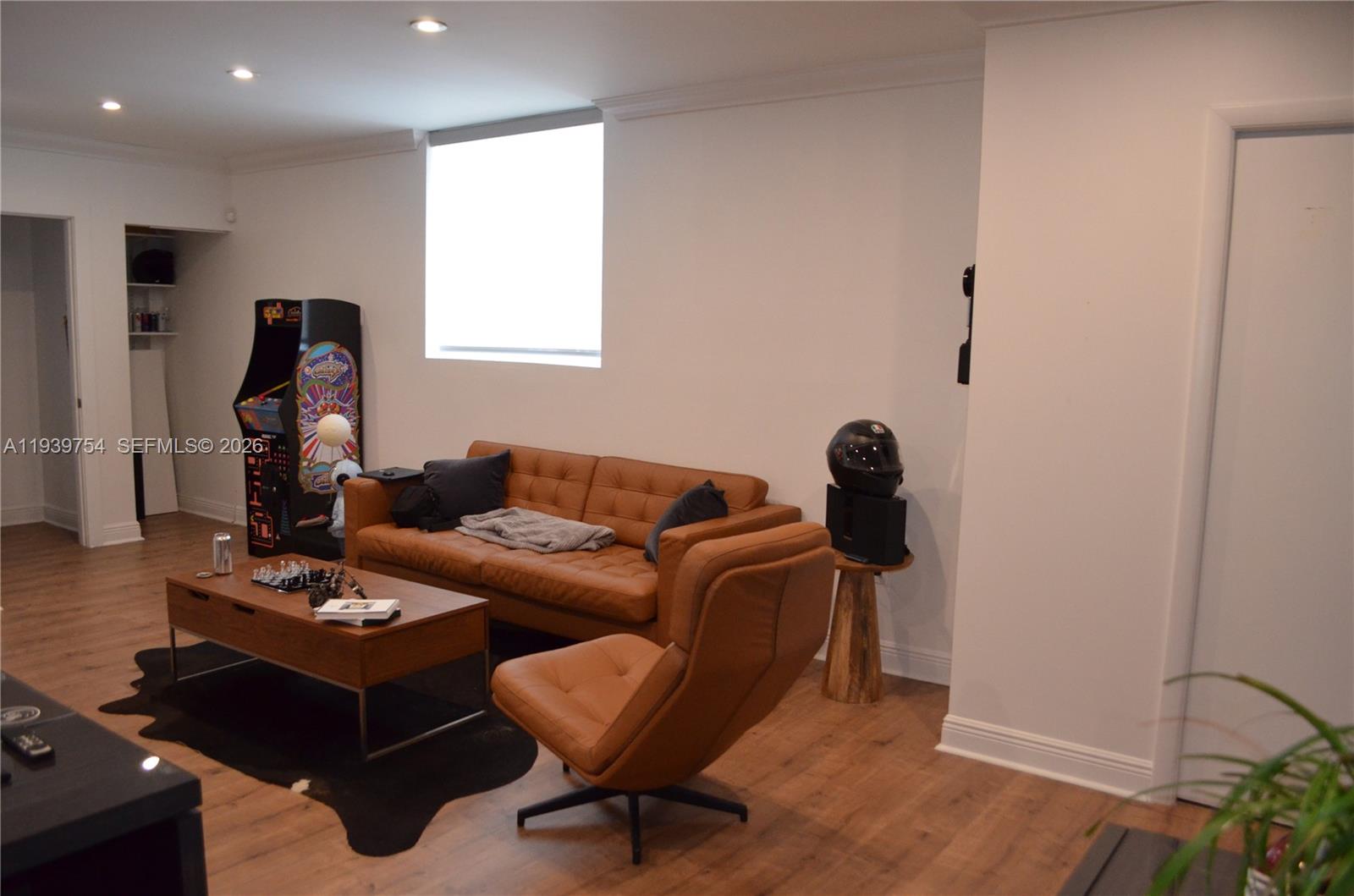 20  /   sq. ft. $ 2026-01-06 0 Photo