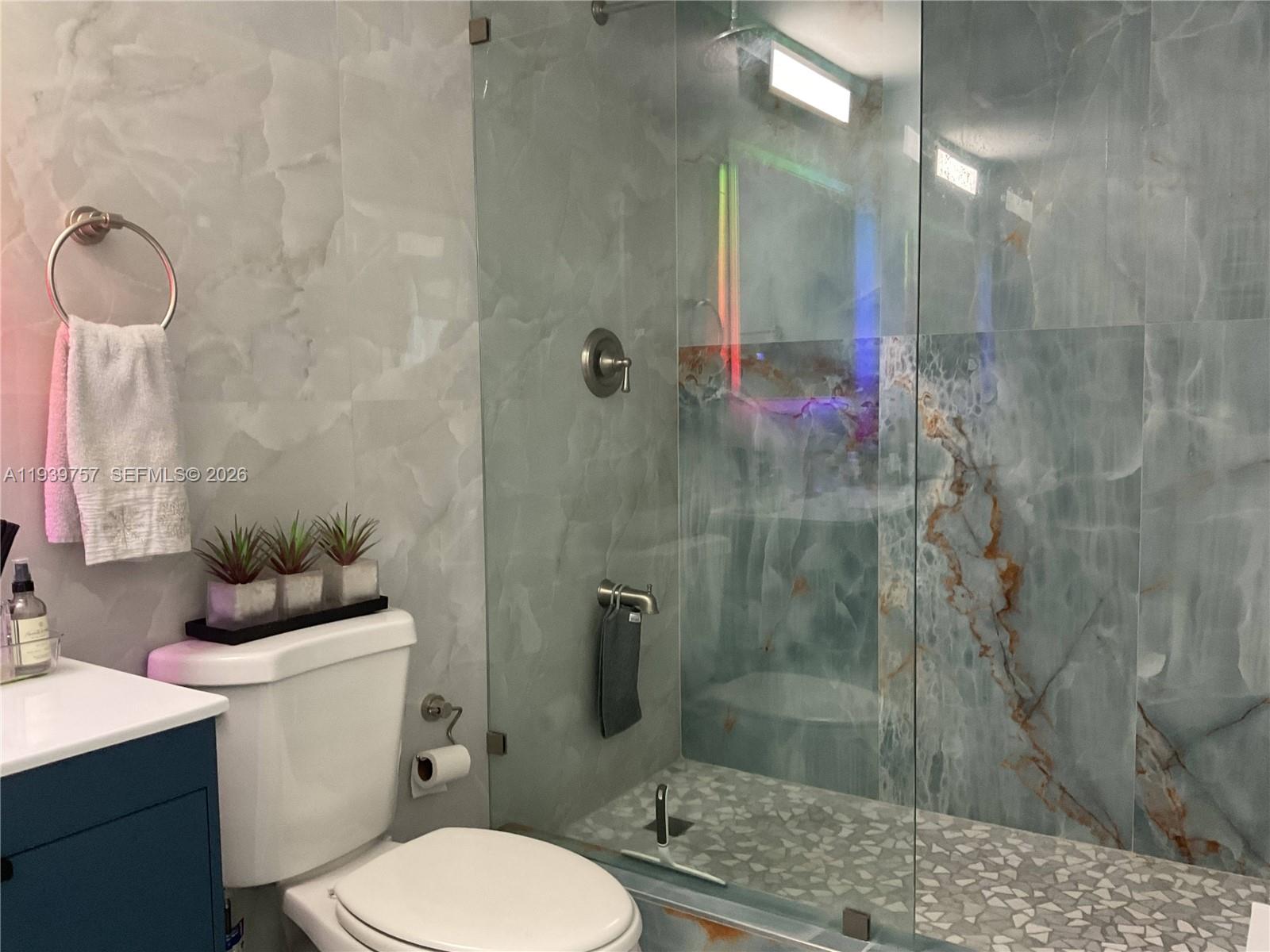 Photo of 140 Dixie Hwy  #527, Hollywood, Florida, 33020 - 