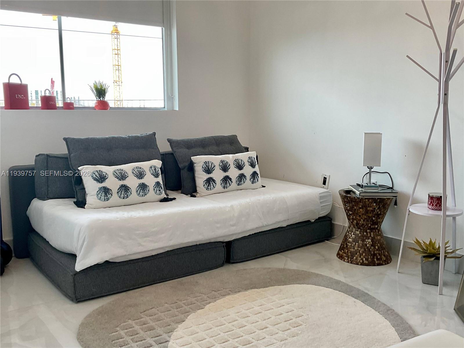 Photo of 140 Dixie Hwy  #527, Hollywood, Florida, 33020 - 