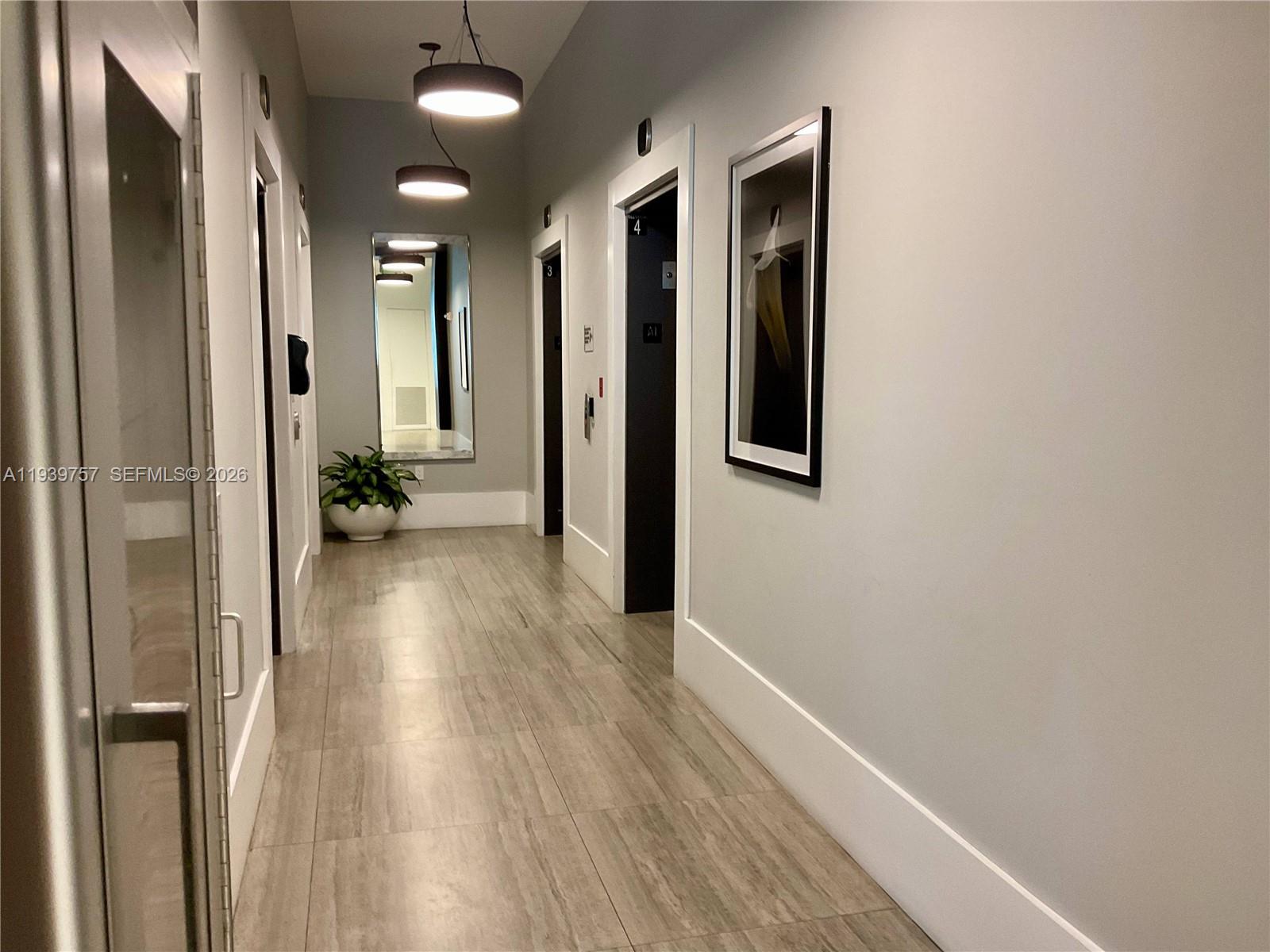 Photo of 140 Dixie Hwy  #527, Hollywood, Florida, 33020 - 