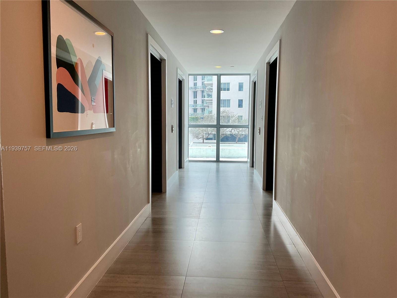 Photo of 140 Dixie Hwy  #527, Hollywood, Florida, 33020 - 