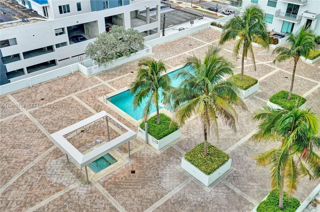 Photo of 140 Dixie Hwy  #527, Hollywood, Florida, 33020 - 