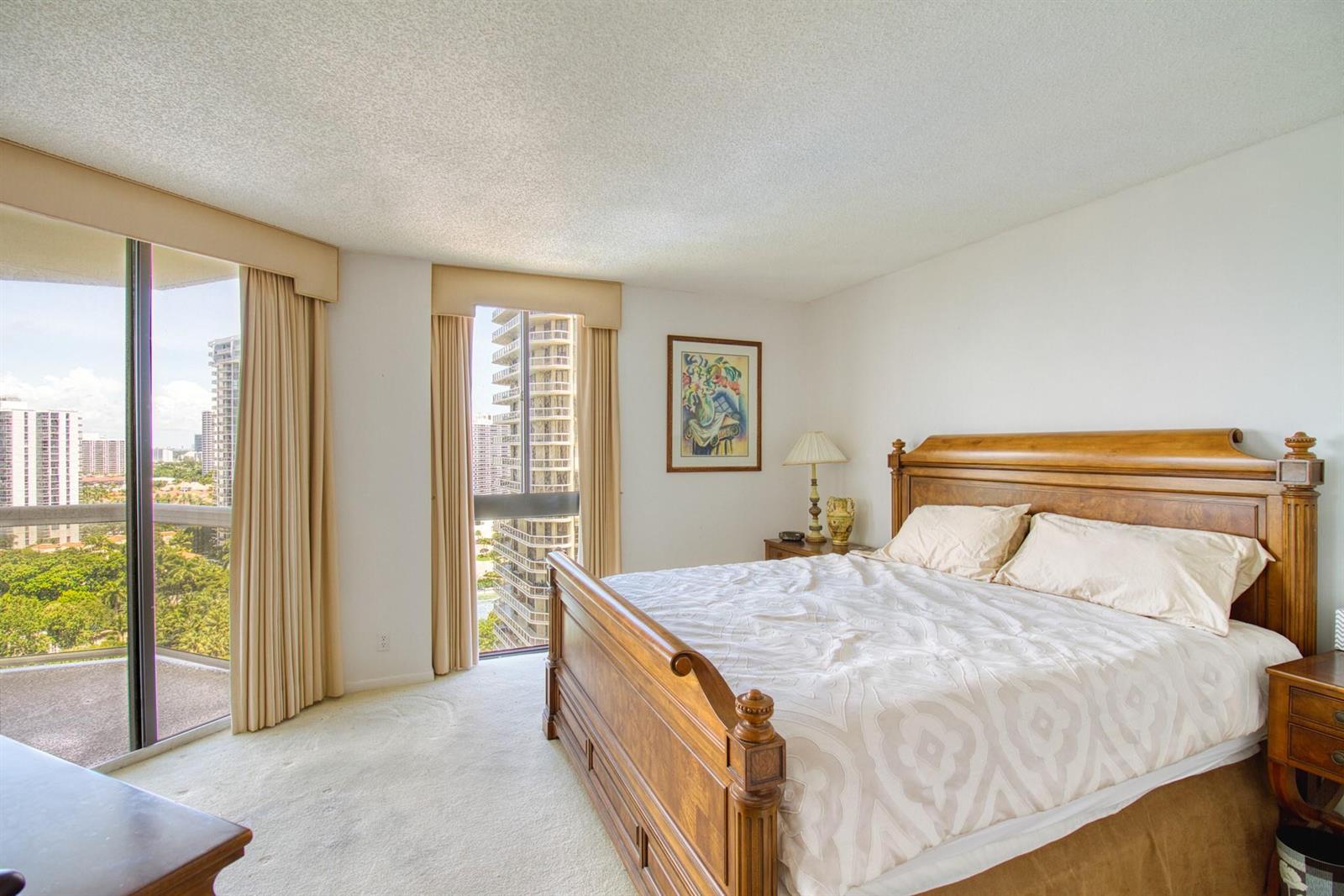 Photo of 20185 Country Club  #1709, Aventura, Florida, 33180 - Photo 18