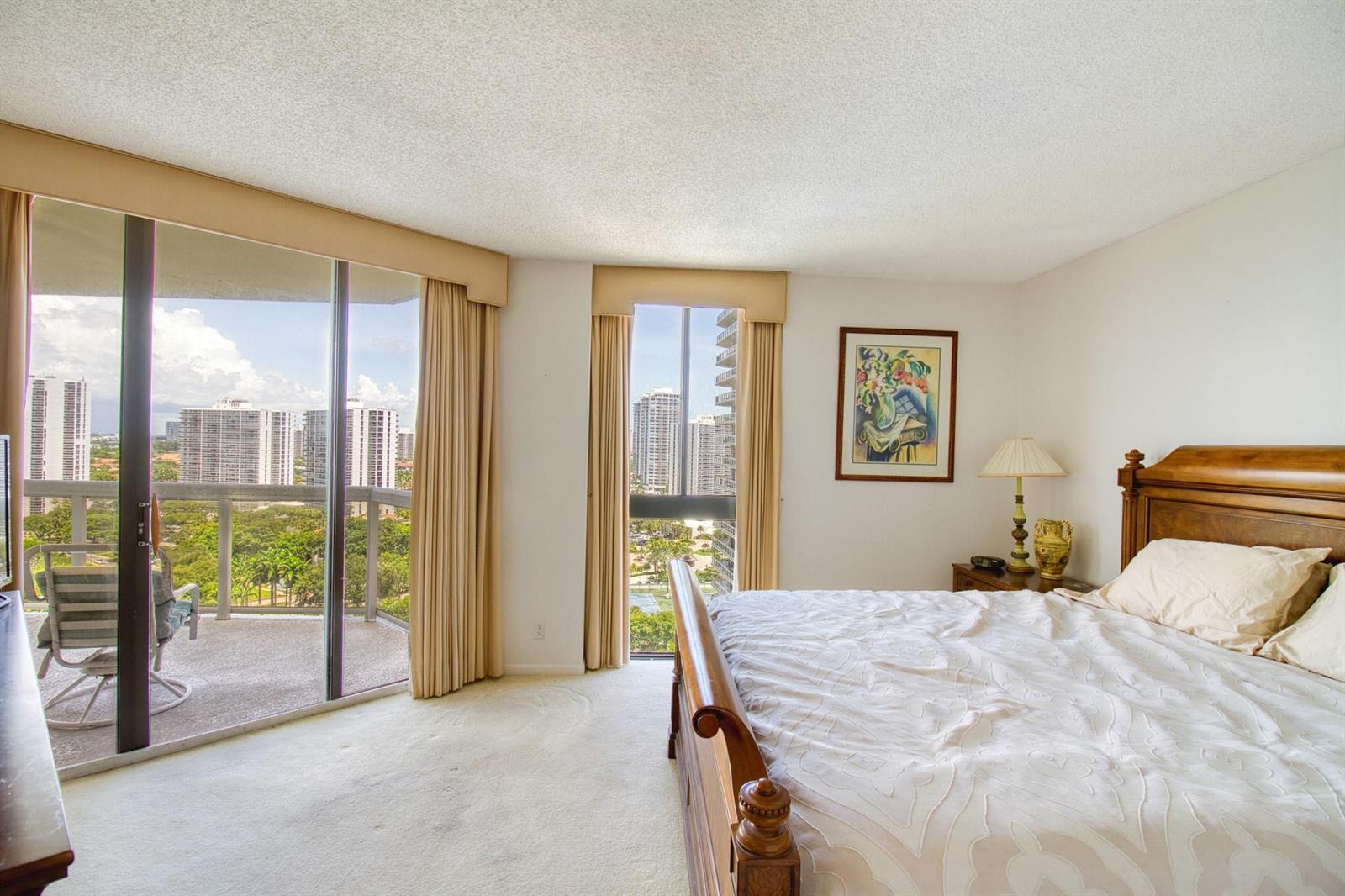 Photo of 20185 Country Club  #1709, Aventura, Florida, 33180 - Photo 19