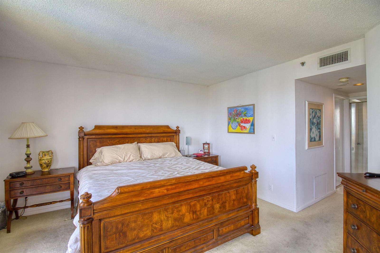 Photo of 20185 Country Club  #1709, Aventura, Florida, 33180 - Photo 40