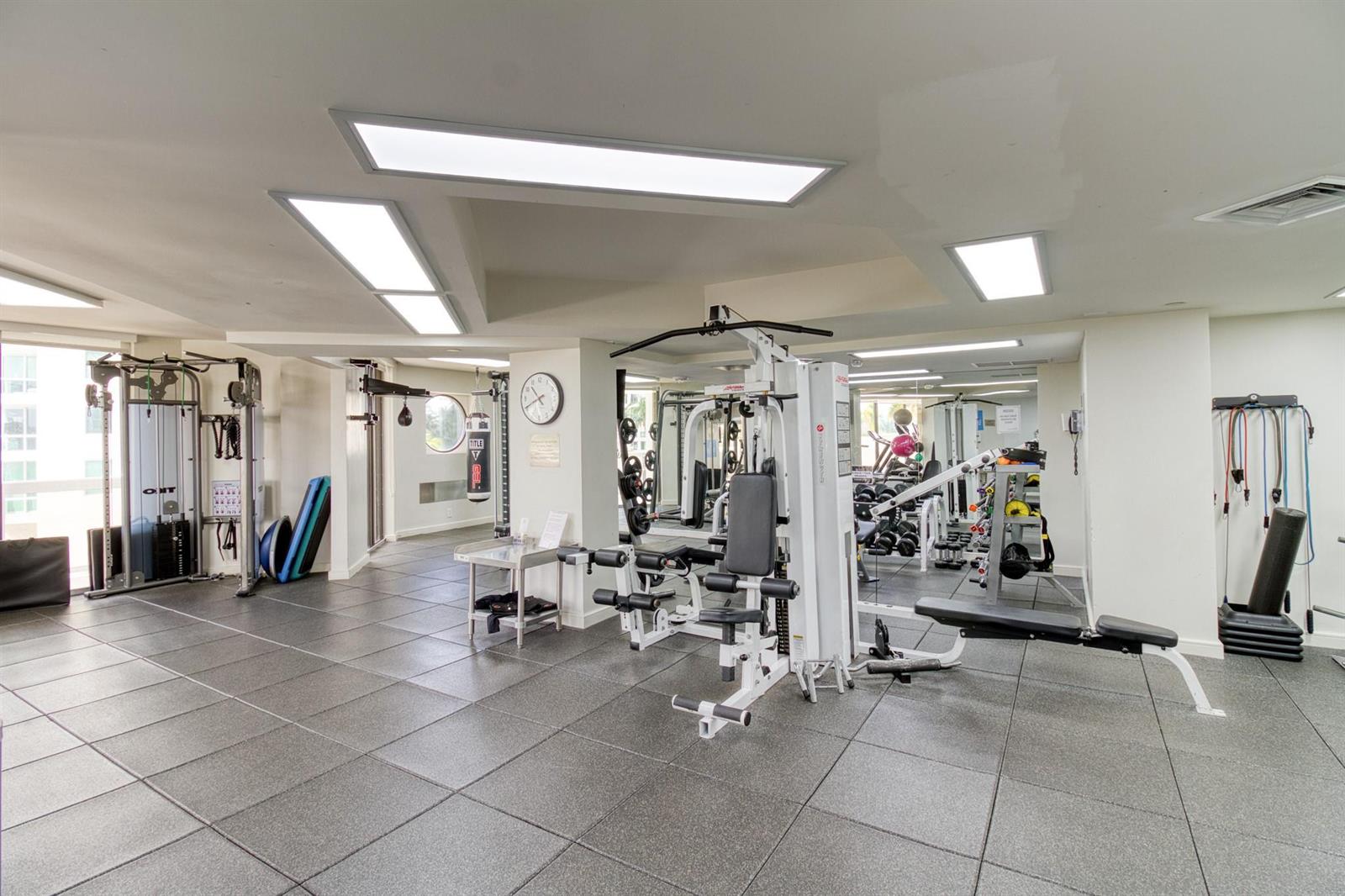 Photo of 20185 Country Club  #1709, Aventura, Florida, 33180 - Photo 41
