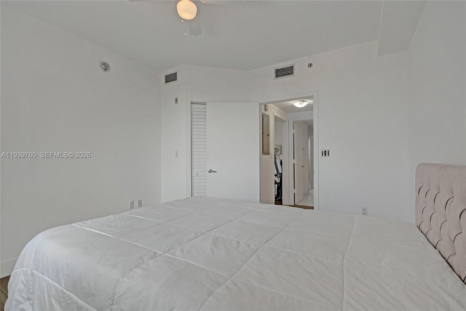 Photo of 2775 187th St  #202, Aventura, Florida, 33180 - 