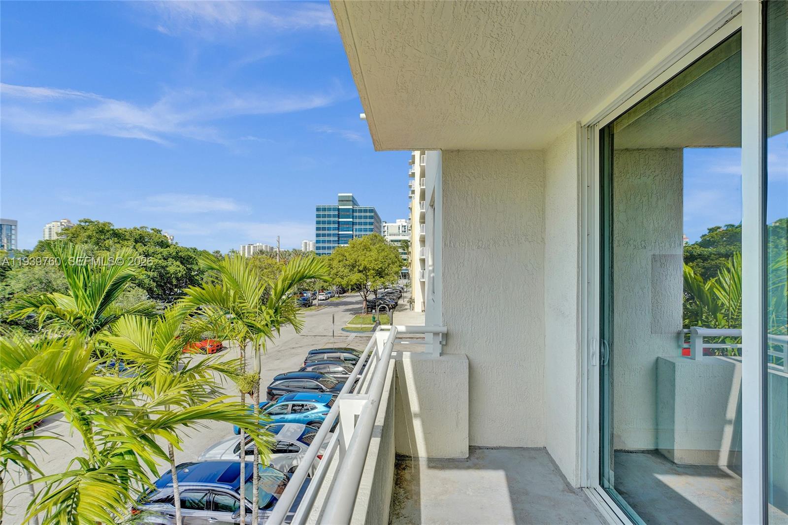 Photo of 2775 187th St  #202, Aventura, Florida, 33180 - 