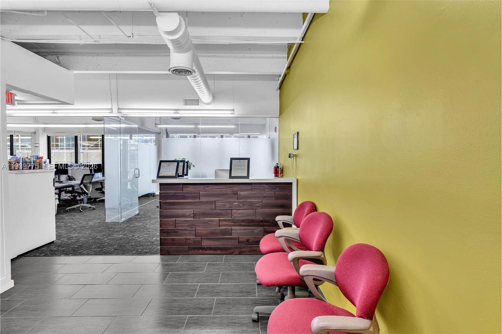   /   sq. ft. $ 2026-01-06 0 foto