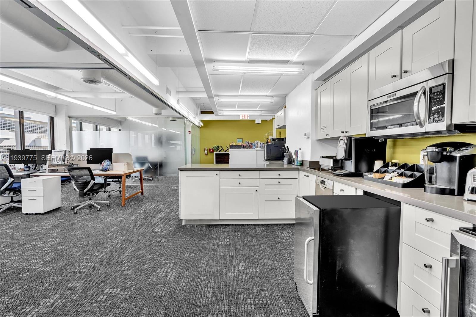   /   sq. ft. $ 2026-01-06 0 foto