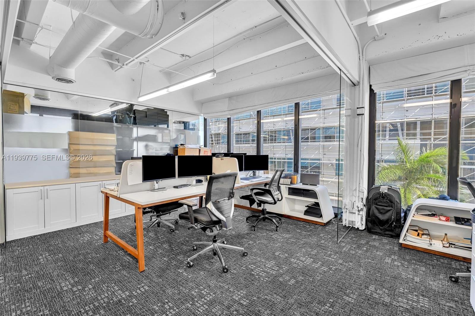   /   sq. ft. $ 2026-01-06 0 foto