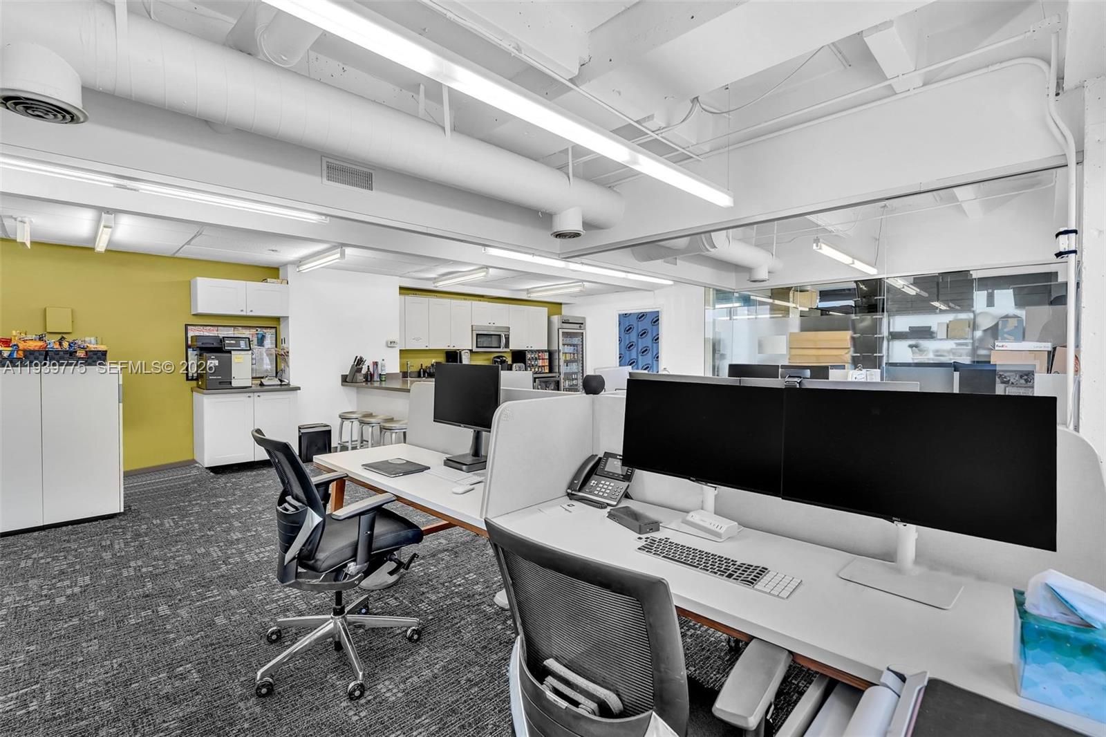   /   sq. ft. $ 2026-01-06 0 foto