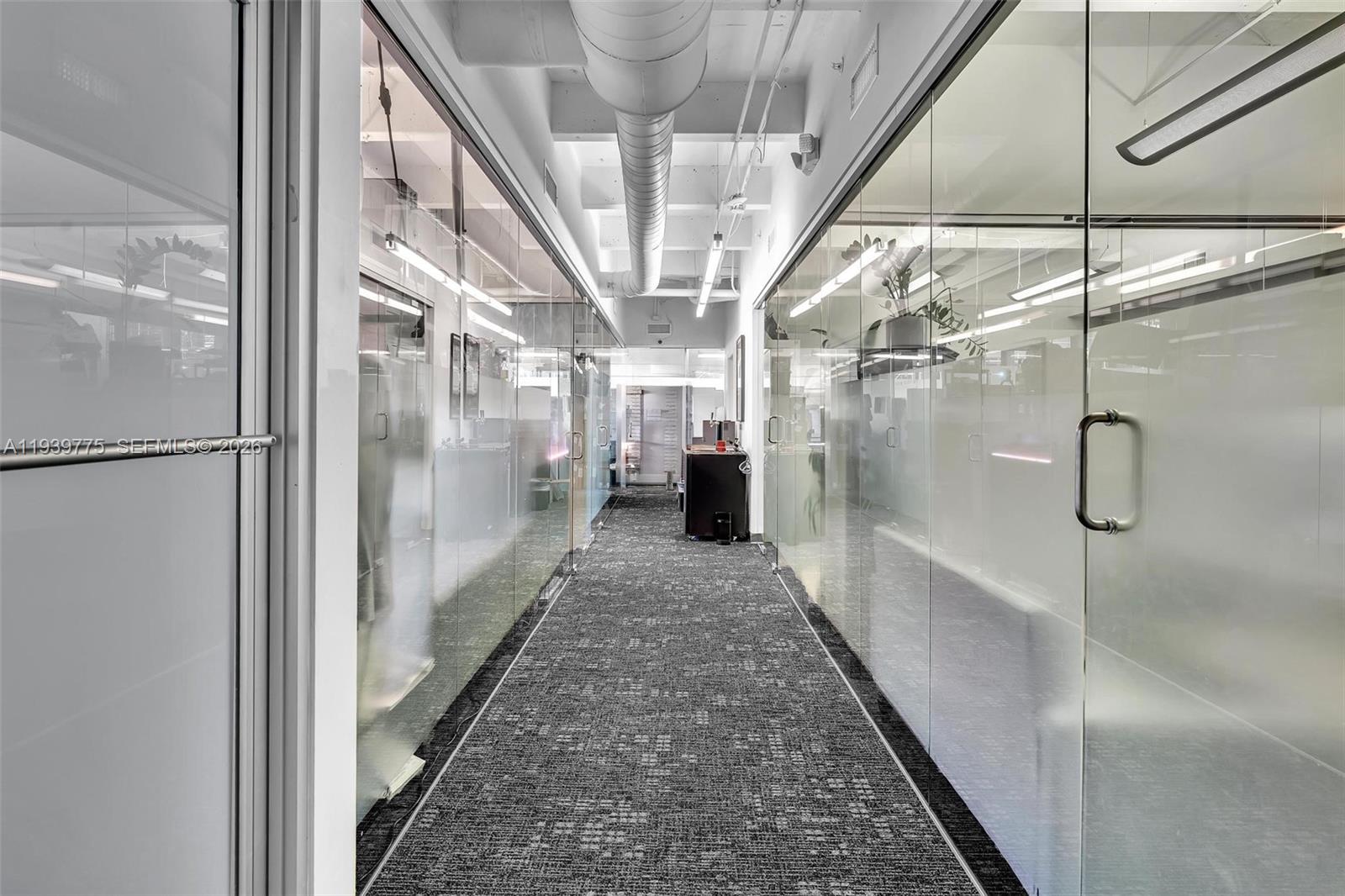   /   sq. ft. $ 2026-01-06 0 foto