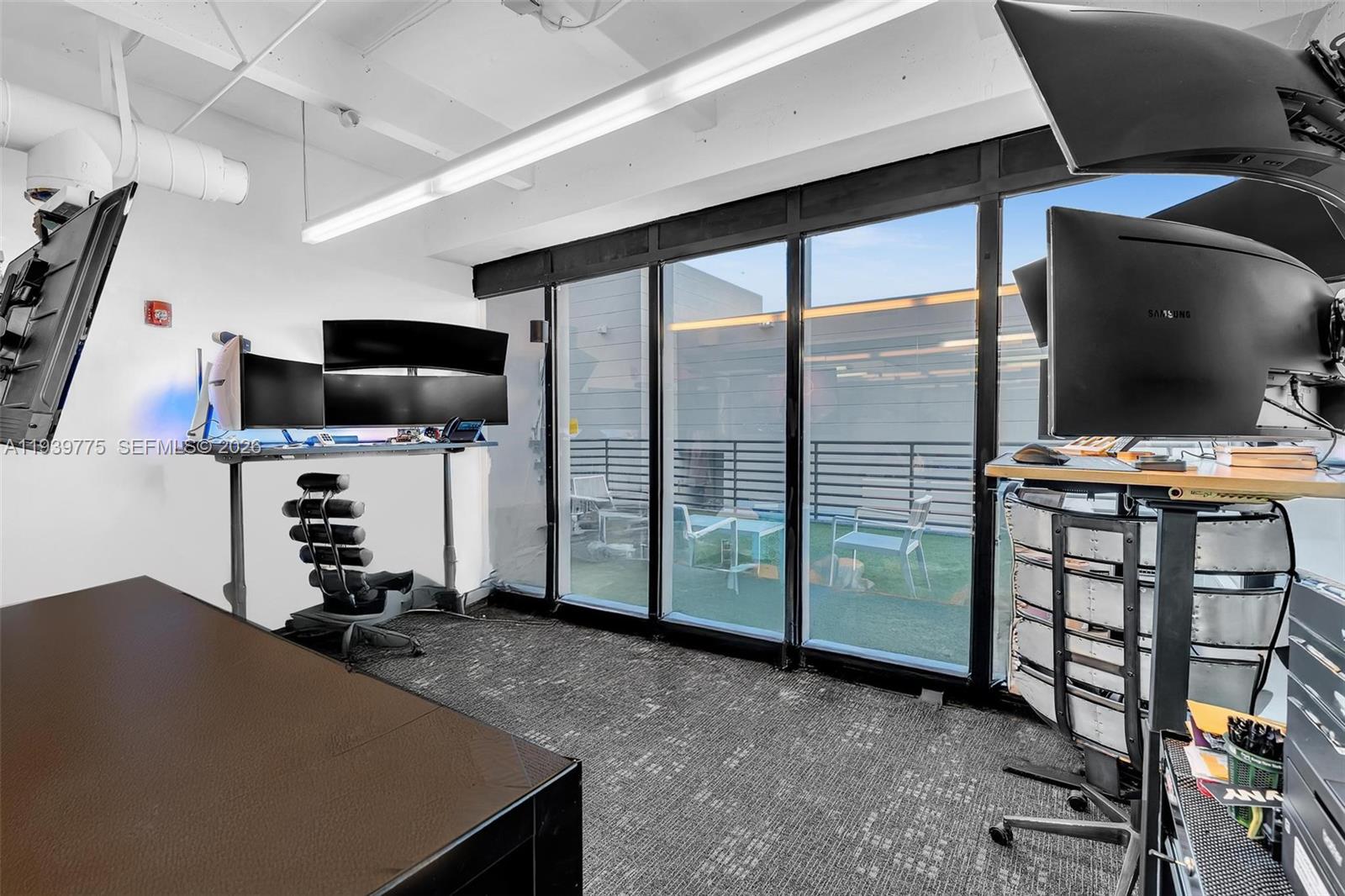   /   sq. ft. $ 2026-01-06 0 foto