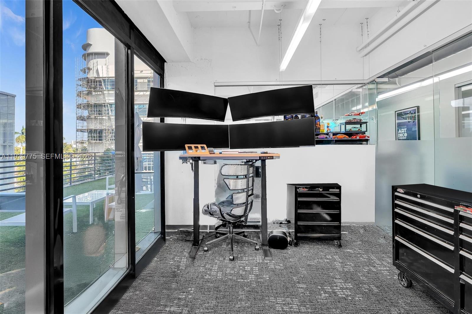   /   sq. ft. $ 2026-01-06 0 foto