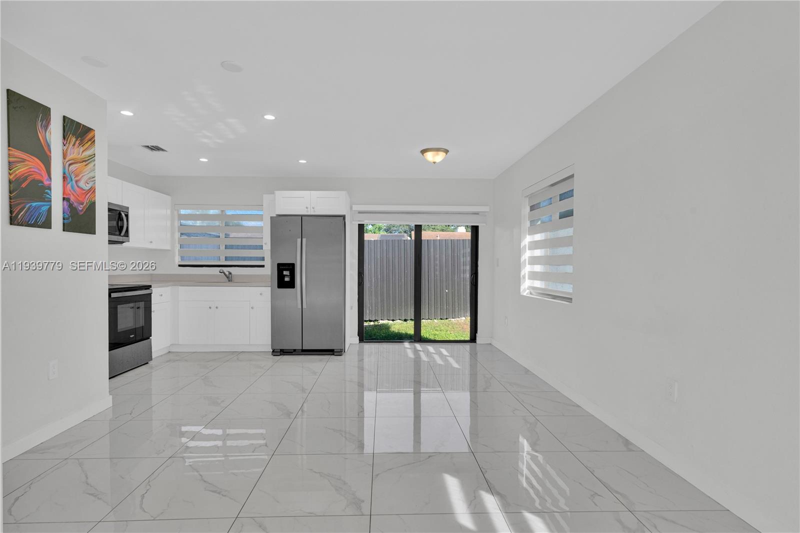 Подробнее / 1998 кв.футов $ 2026-01-06 0 Фото