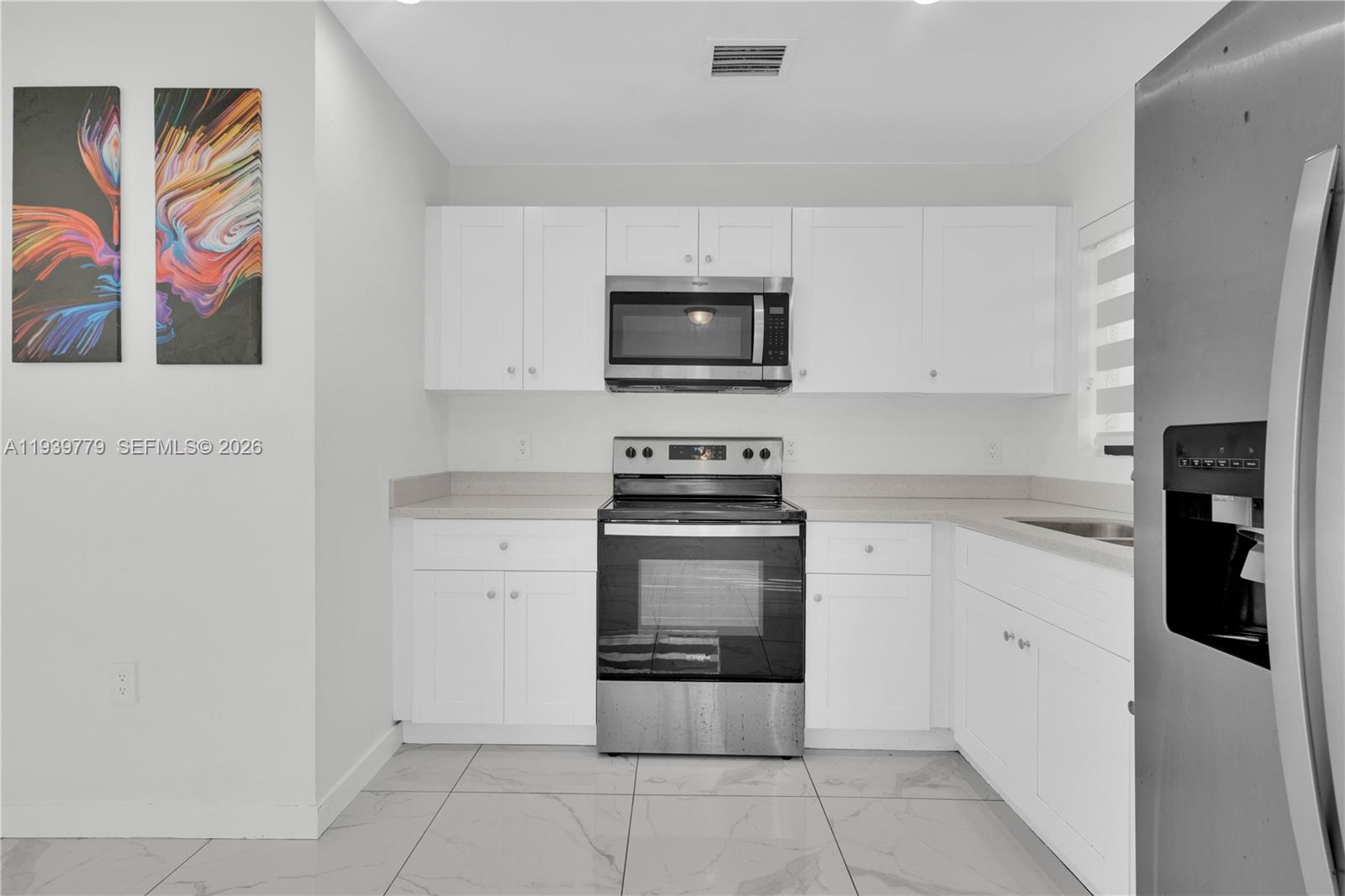 Подробнее / 1998 кв.футов $ 2026-01-06 0 Фото