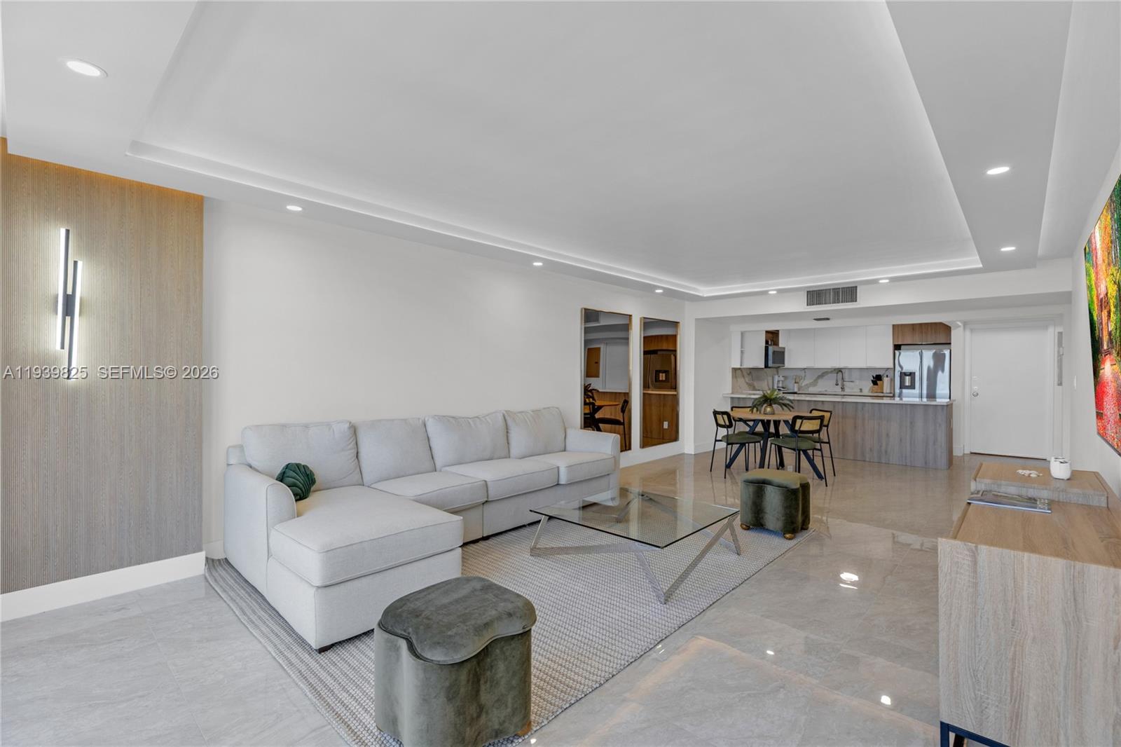 Photo of 2201 Ocean Dr  #2806, Hollywood, Florida, 33019 - 